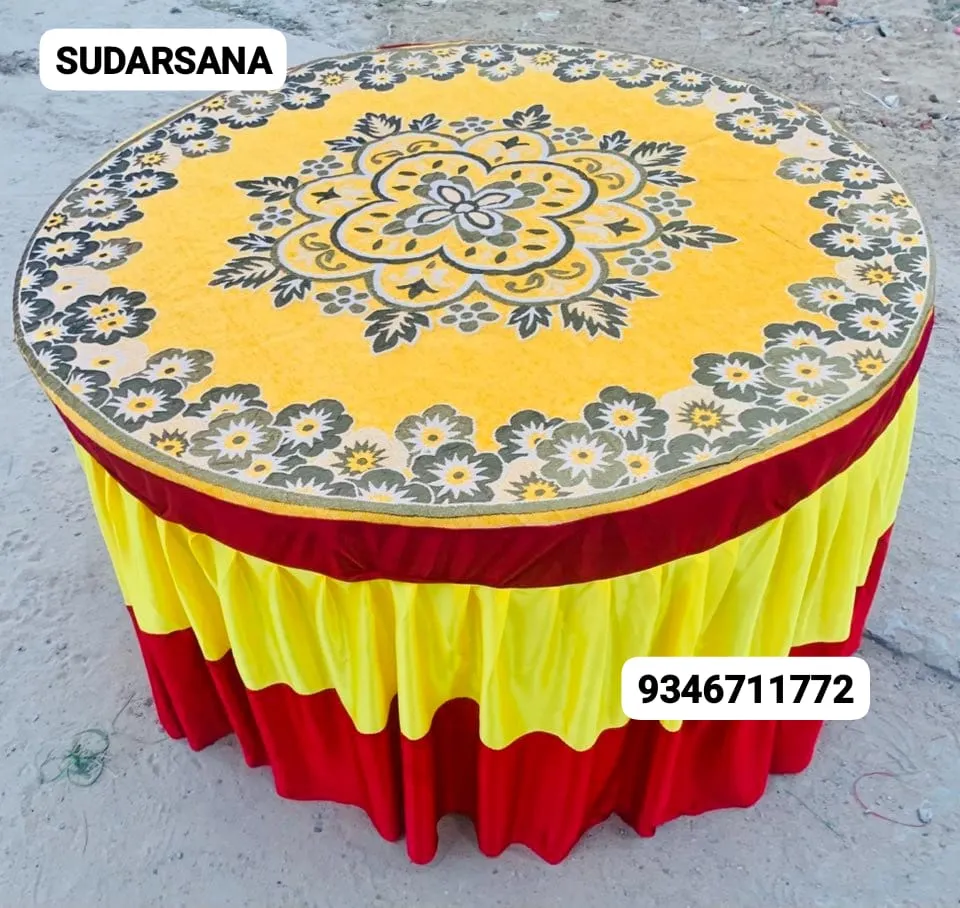 Event round table covers