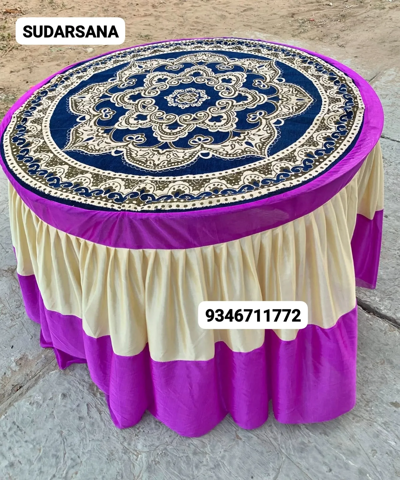 Round table covers for parties